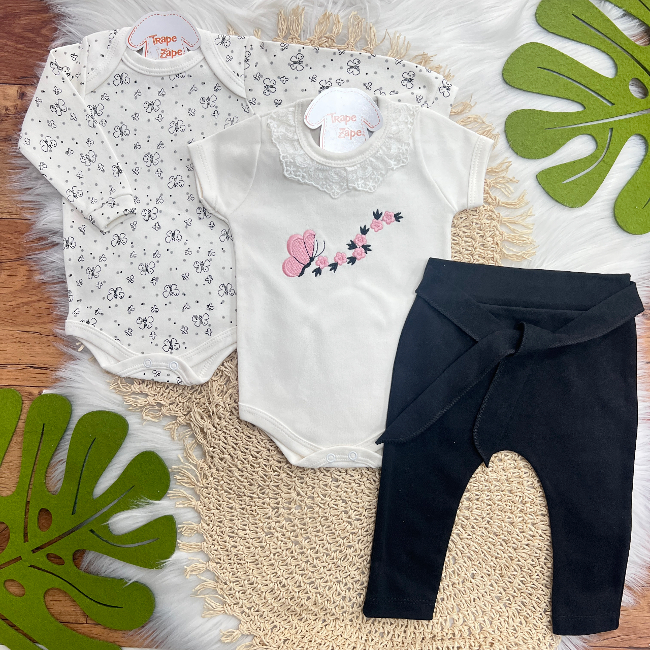 Conj. de Malha 3 peças - Borboletas com Ramo de Flores - Off White e Preto